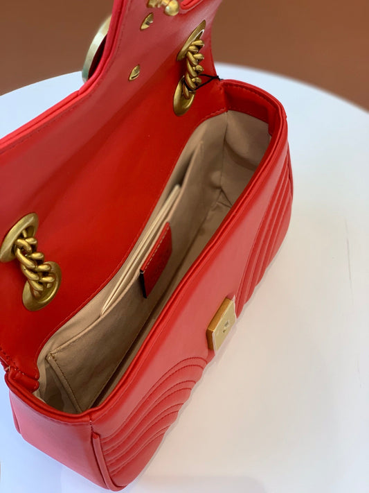 Fashion Women's Letter G locking Catch Wavy Leather Shoulder Bag Crossbody Bag