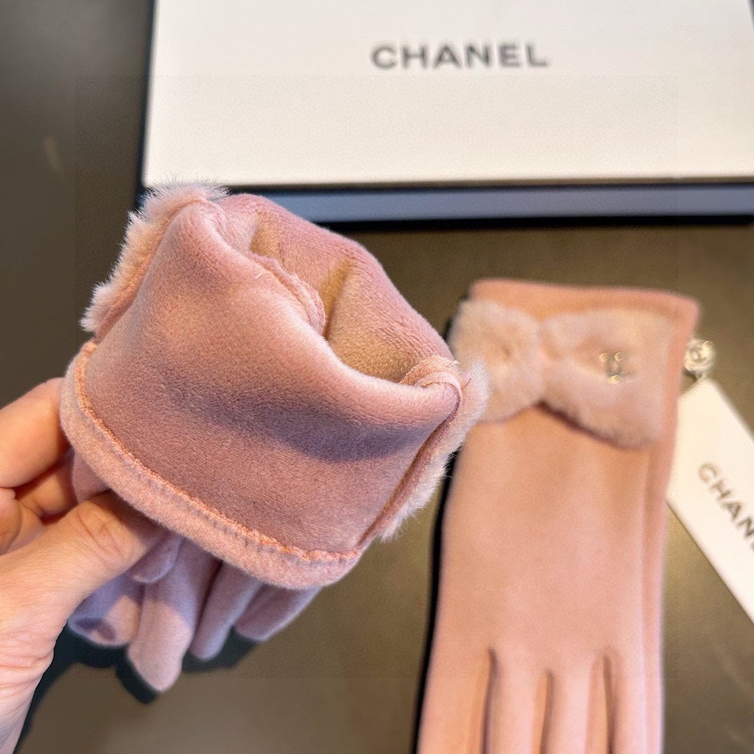 Fashion CC letter gloves