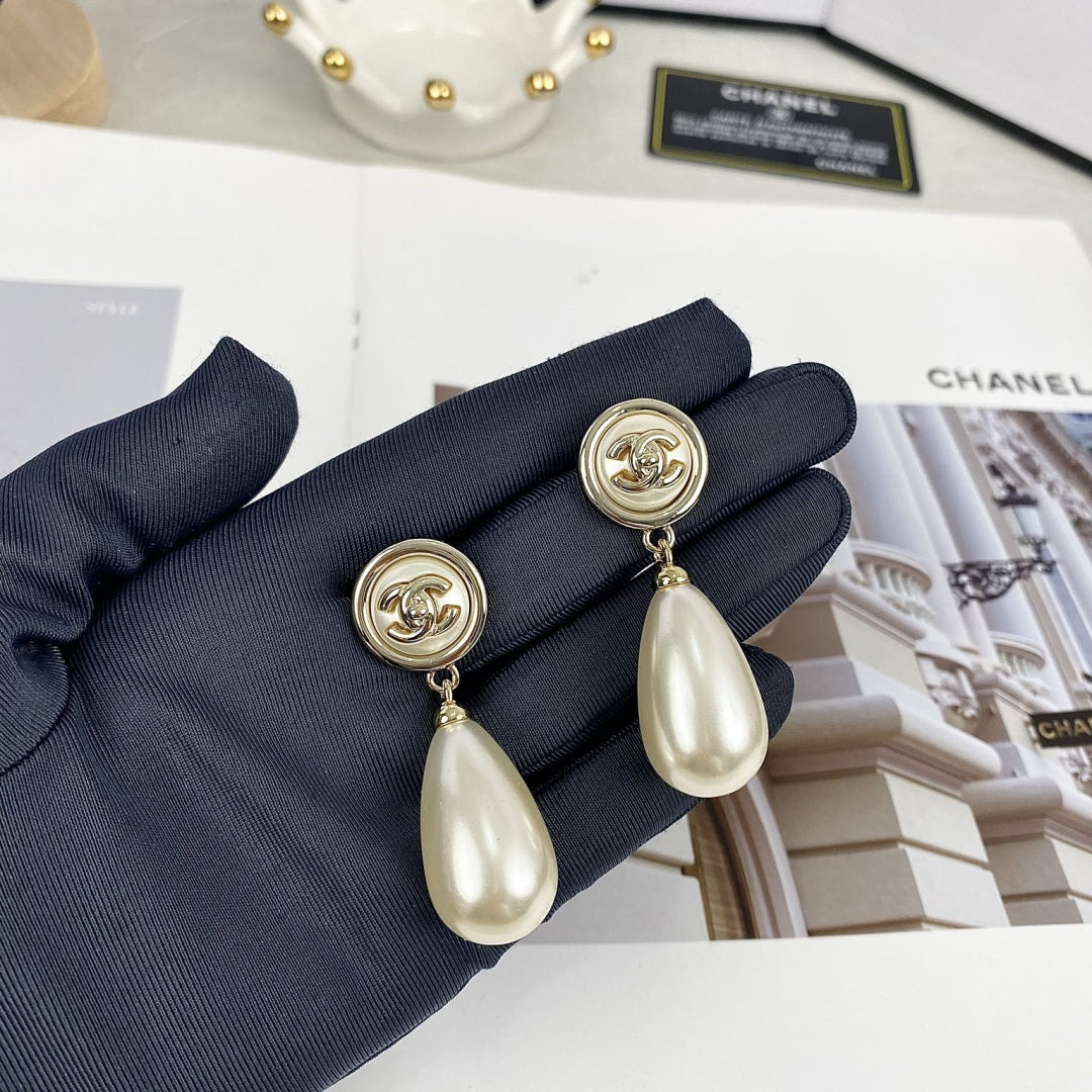 Fashion CC Rhinestone Dangle Earrings