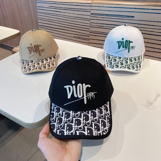 Fashion CD letter baseball cap