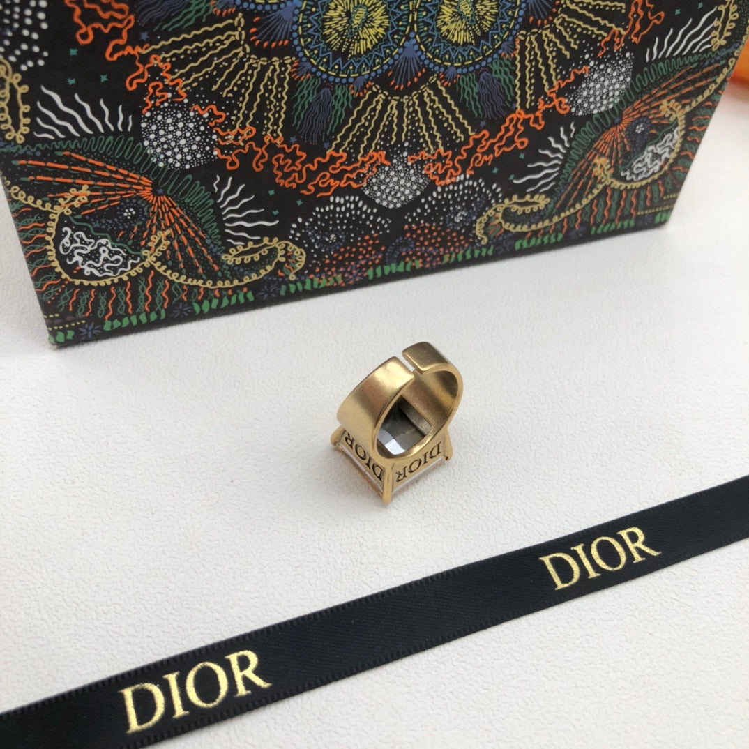 CD rhinestone open ring