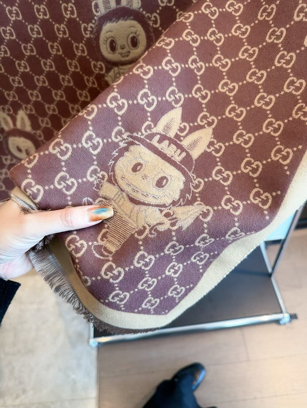 Fashionable CC Letter Scarf