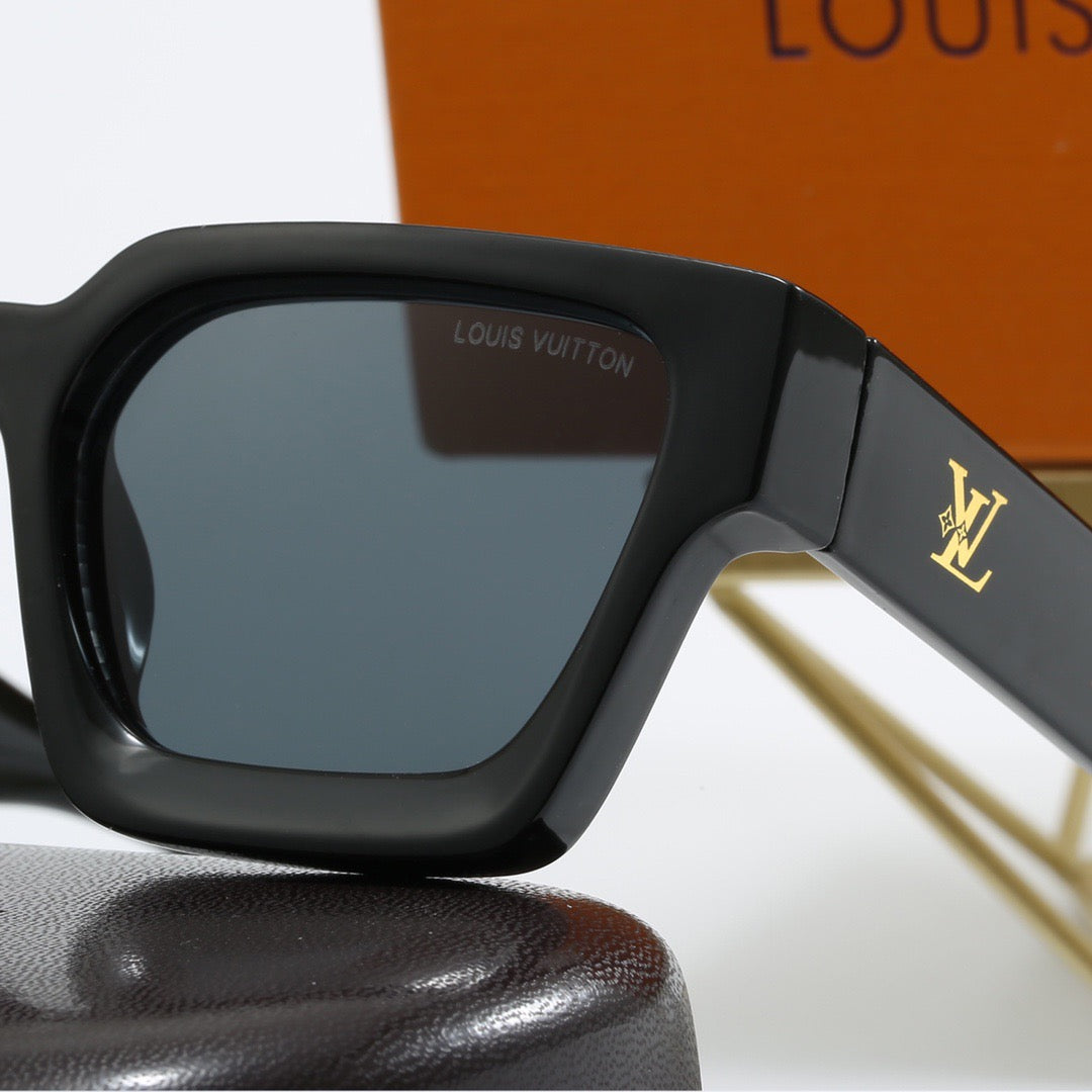 4-color fashion four-leaf clover letter temple sunglasses