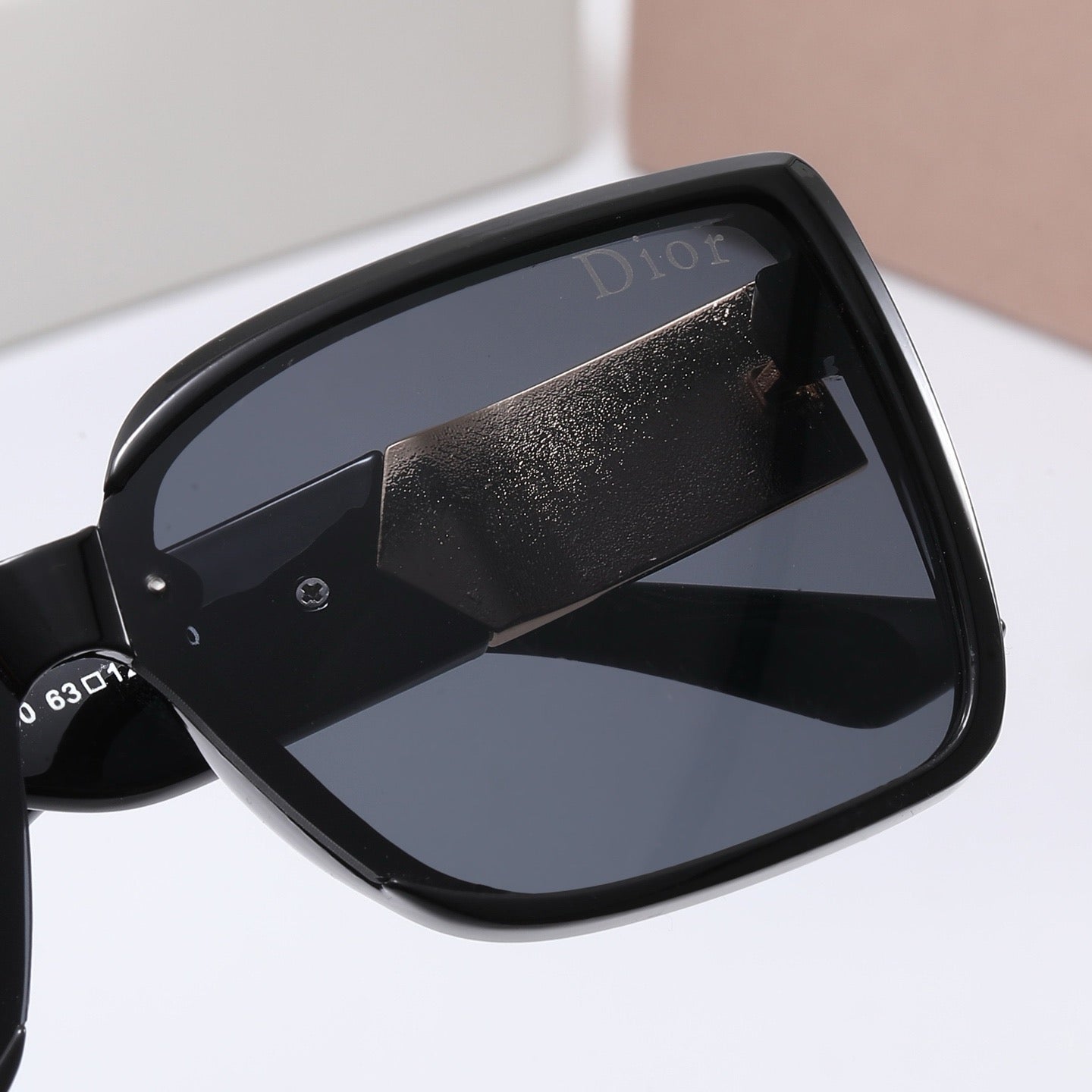 5-color fashion CD letter sunglasses