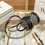 Retro cylindrical handbag