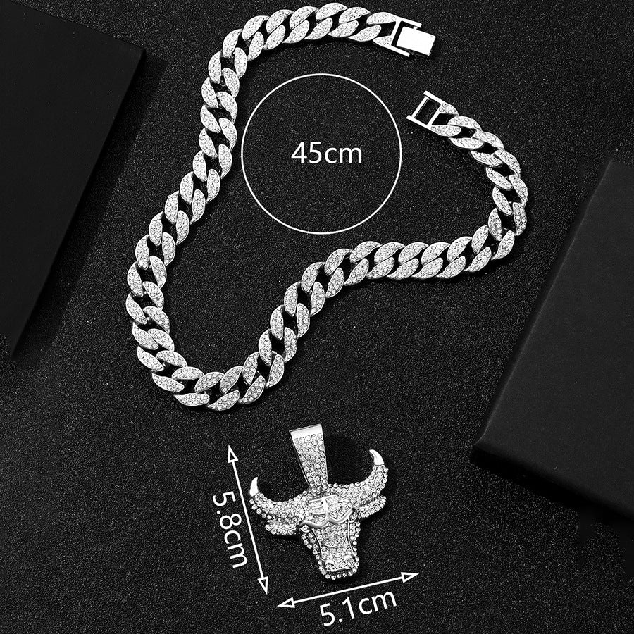 Bull head pendant 15mm Cuban chain