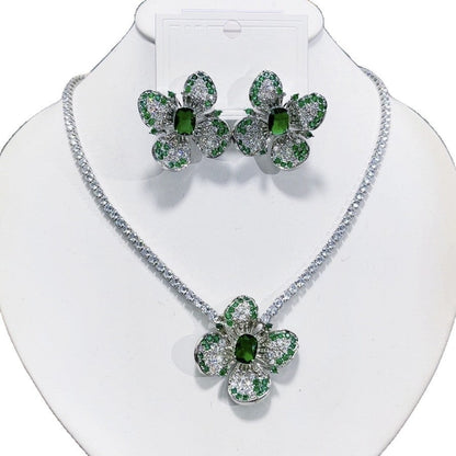 Four-leaf flower necklace, earrings and necklace set