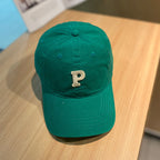 solid color retro lowercase P-shaped baseball cap