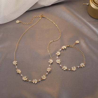 Daisy Flower Necklace