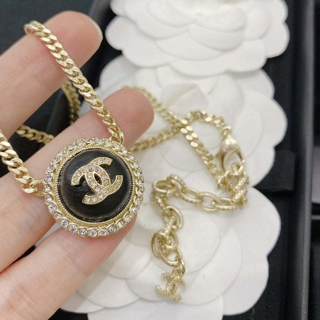 Luxury Rhinestone Necklace