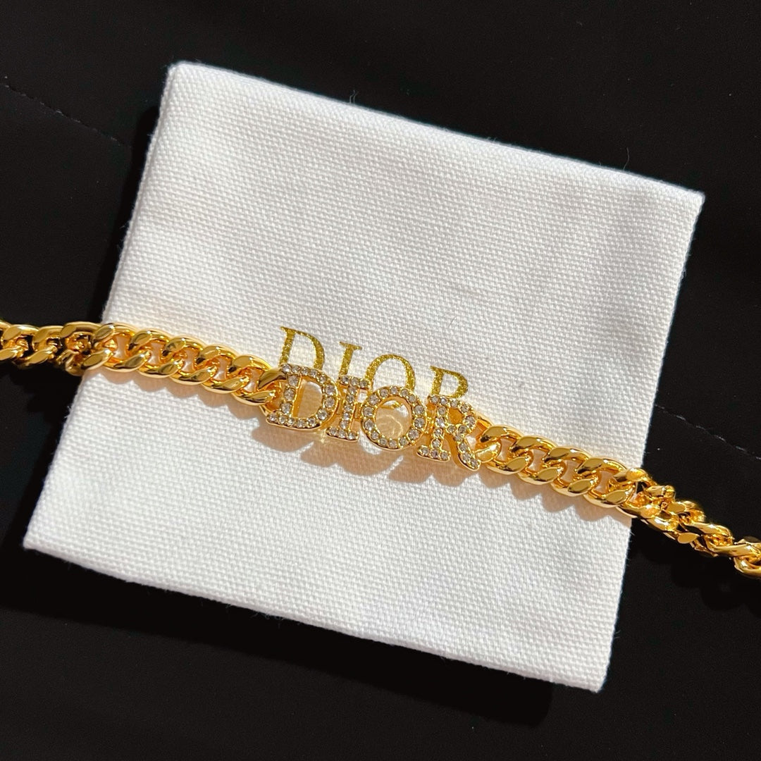 Fashion Inlaid Rhinestone Alphabet Necklace