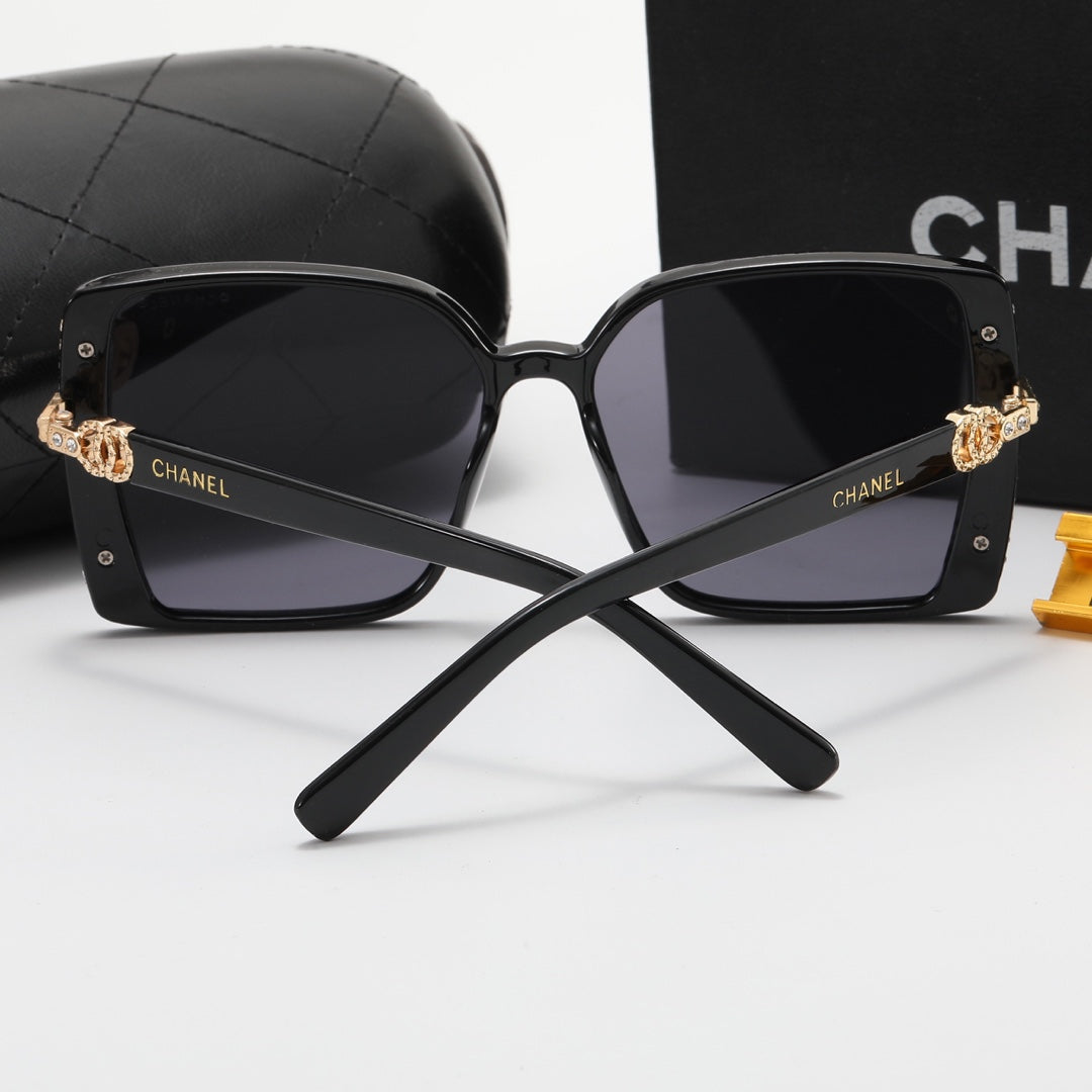 6 Colors Fashion Double C Rhinestone Temple Polarized Sunglasses