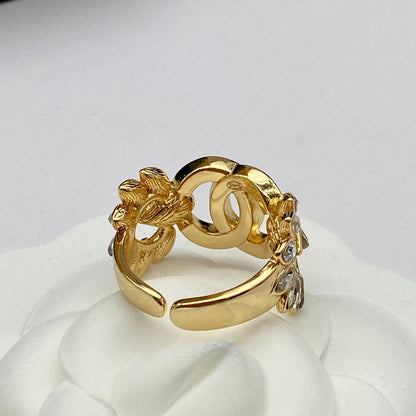 Luxury Double C Leaf Shape Ring