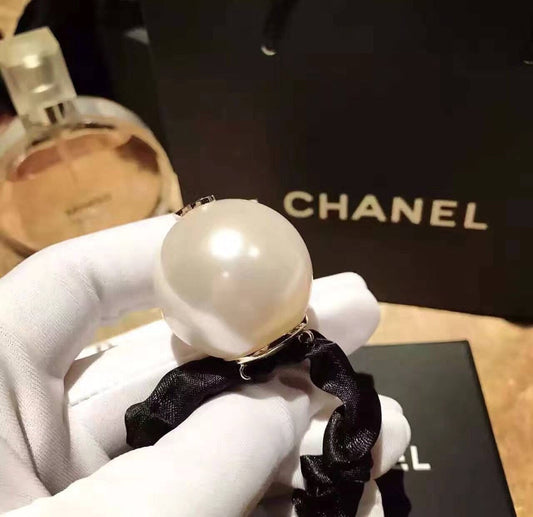 Fashion CD pearl hair clip