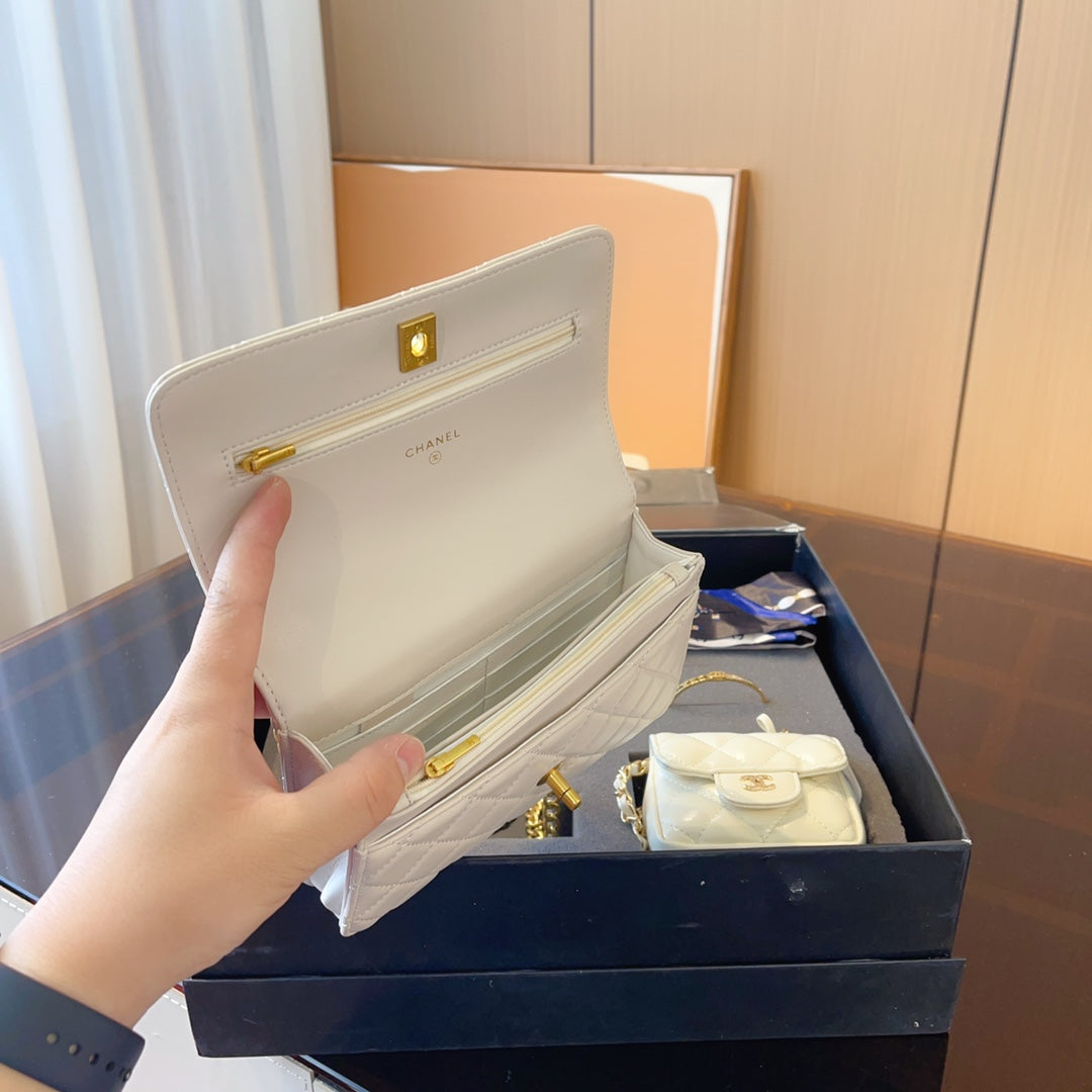 Fashion Leather Camellia Series Ladies Handbag Set