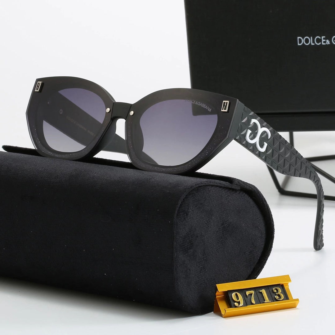 4 color fashion CD letter sunglasses