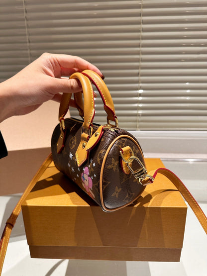 Fashionable four-leaf clover star flower pattern crossbody bag