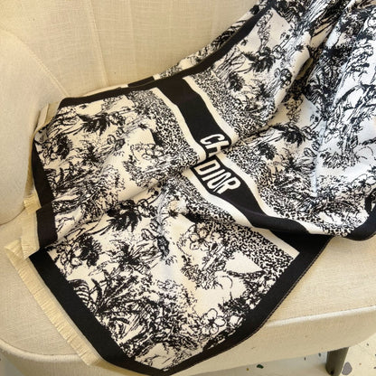 Fashion CD letter scarf