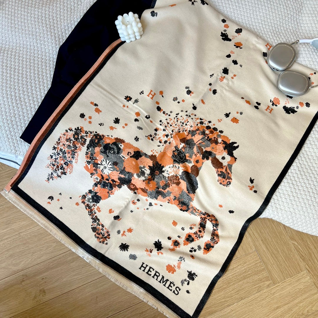 Fashion H letter scarf