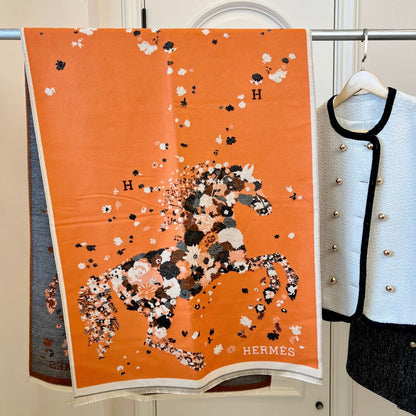 Fashion H letter scarf