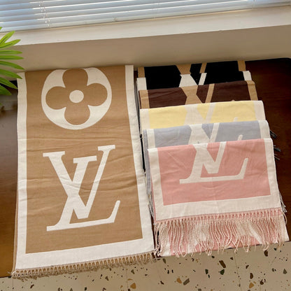 Fashion L letter scarf