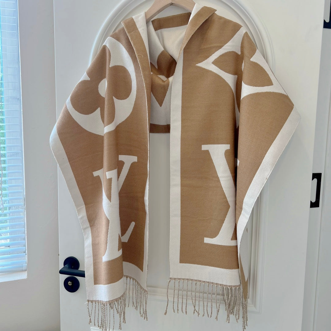 Fashion L letter scarf