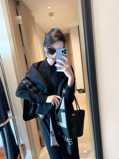 Fashion FF letter scarf