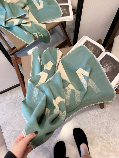 Fashion FF letter scarf