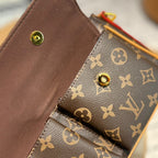Fashion four-leaf clover oblique bag