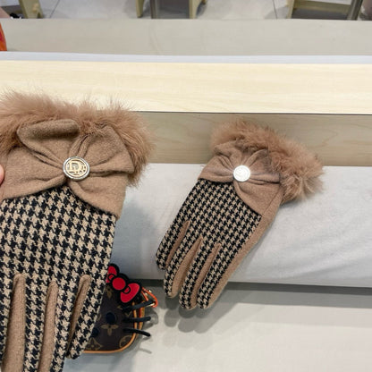 Fashion CD letter gloves