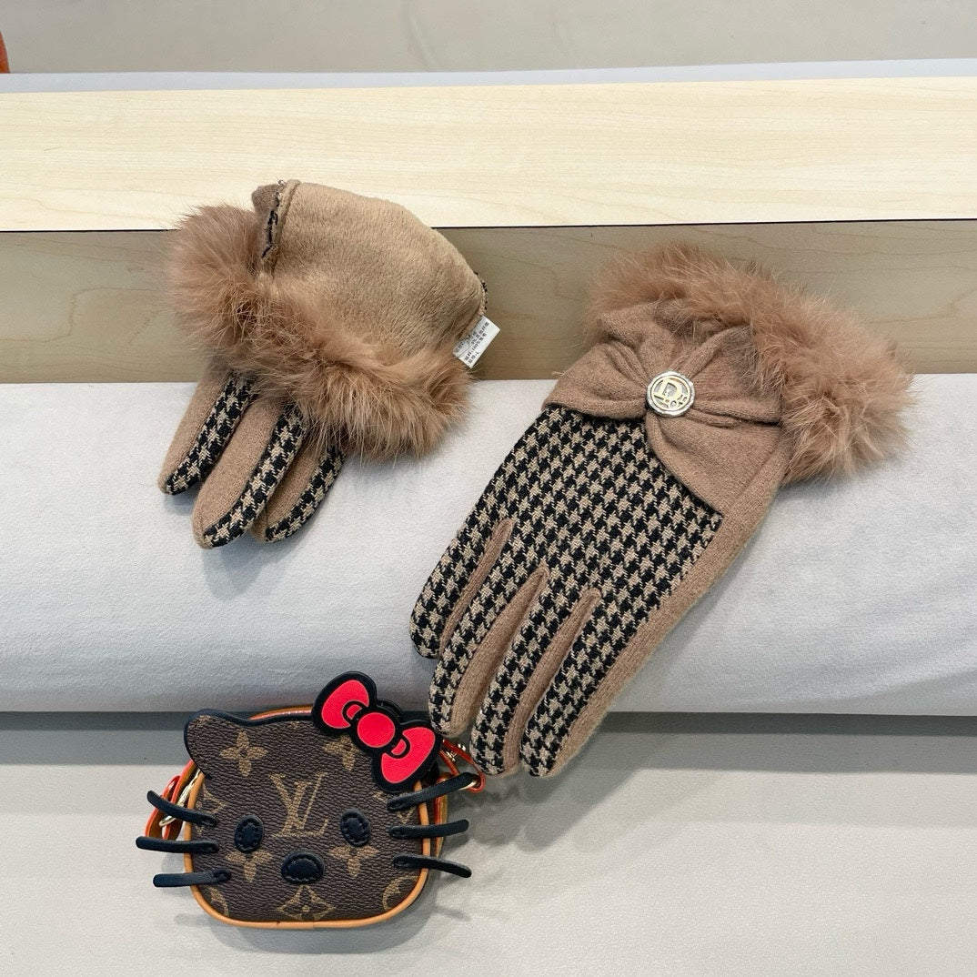 Fashion CD letter gloves