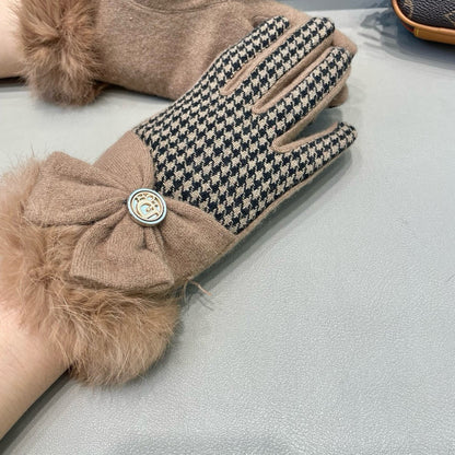 Fashion CD letter gloves