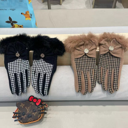 Fashion CD letter gloves