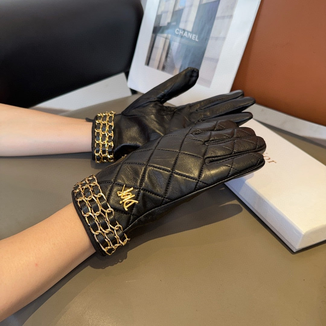 Fashion CD letter gloves
