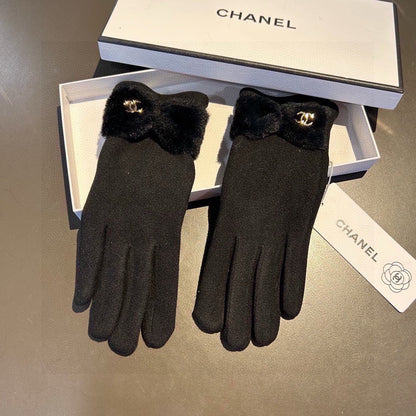 Fashion CC letter gloves