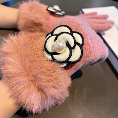 Fashion CC letter gloves