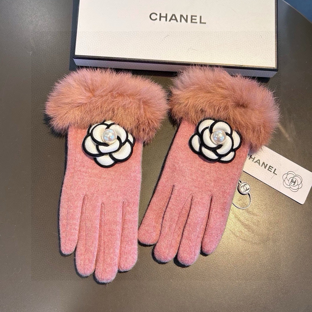 Fashion CC letter gloves