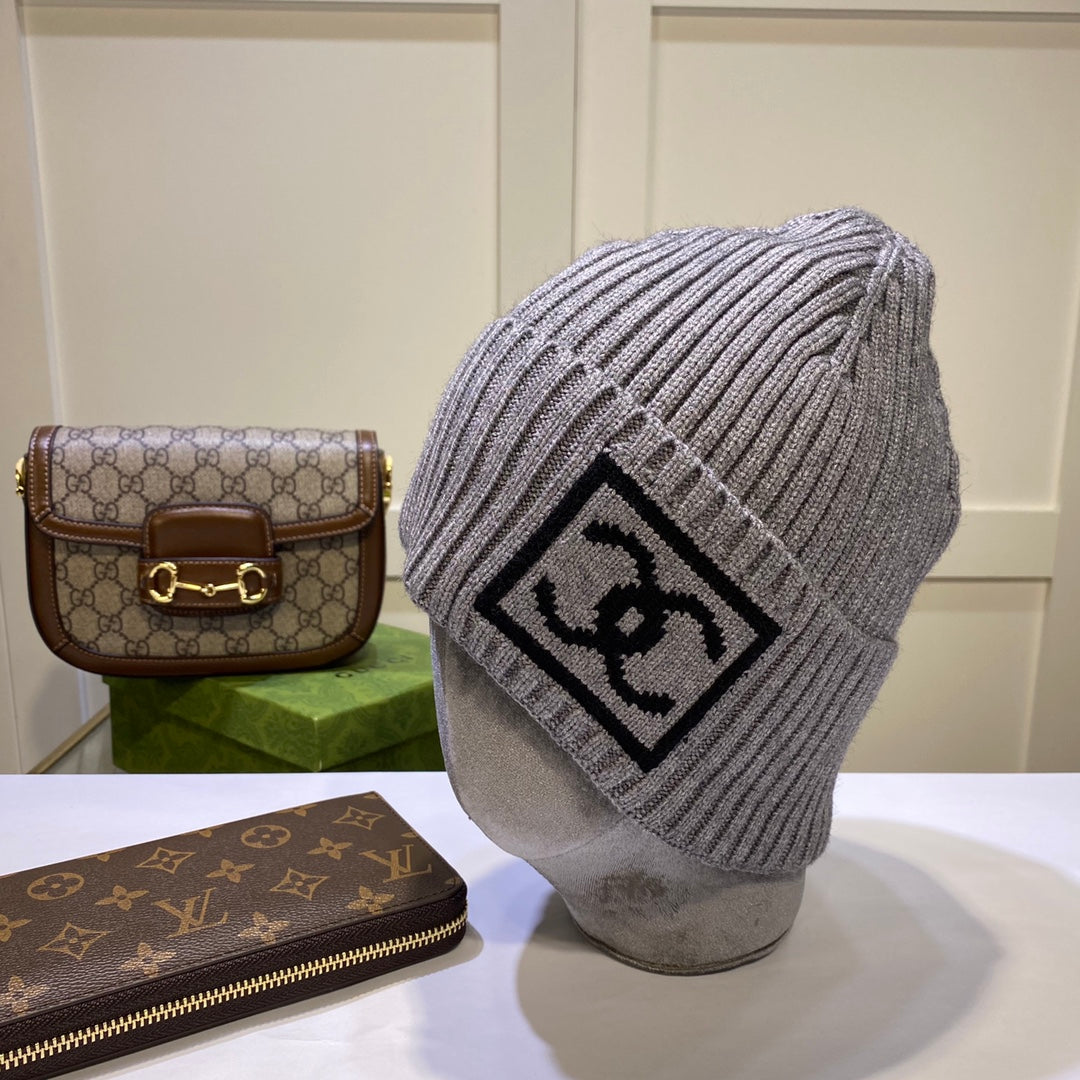 Fashionable plush CC knitted hat