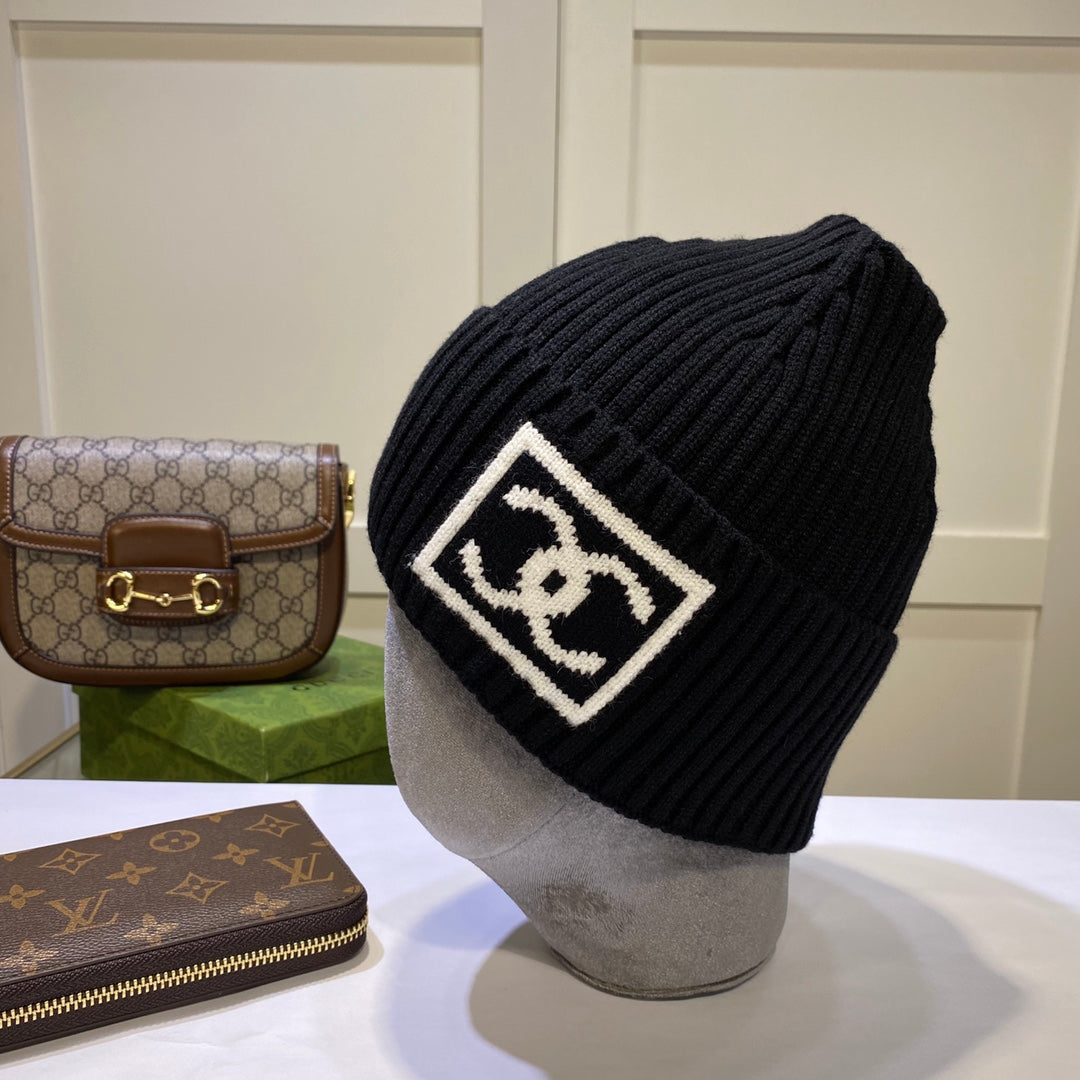 Fashionable plush CC knitted hat