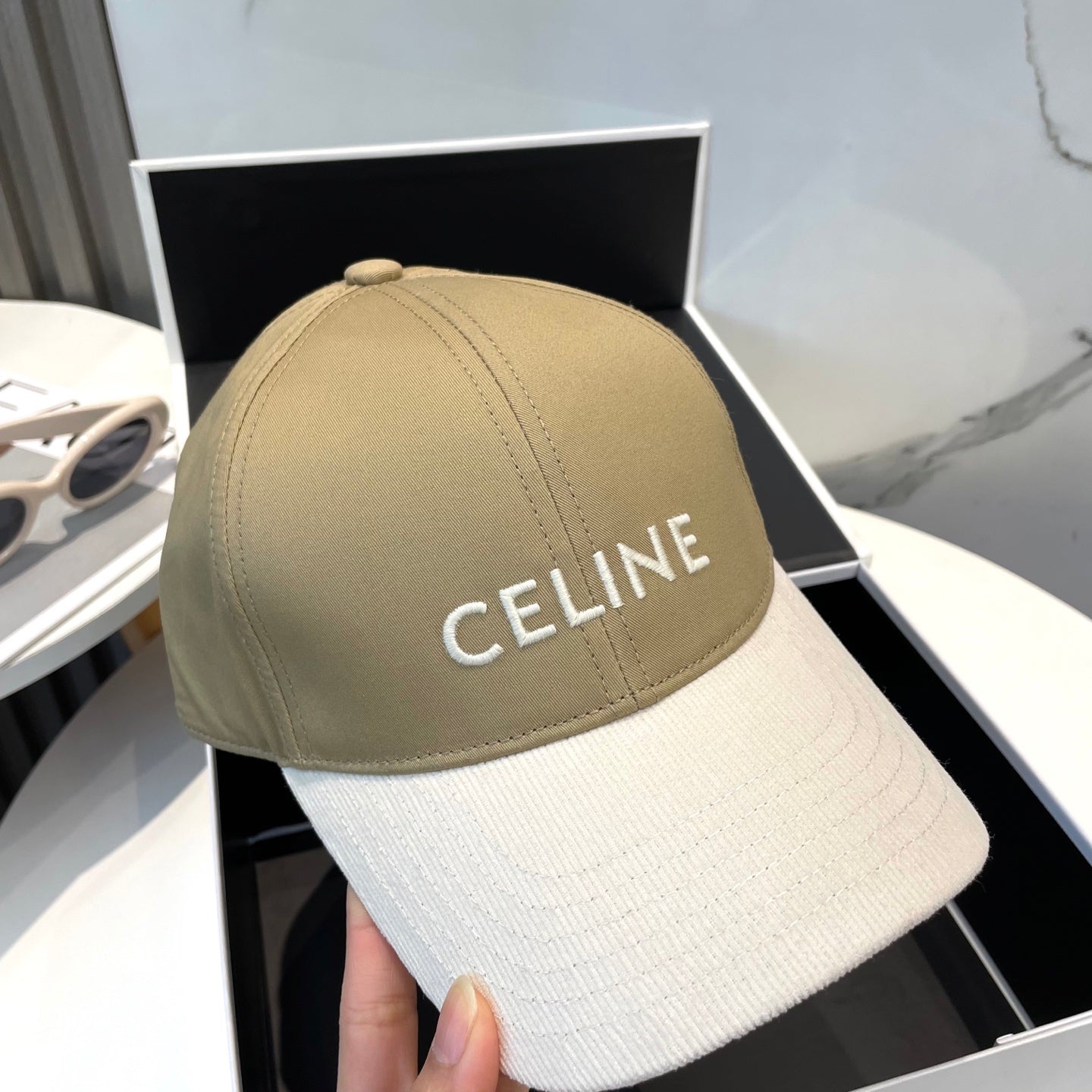 Fashion CER letter baseball cap