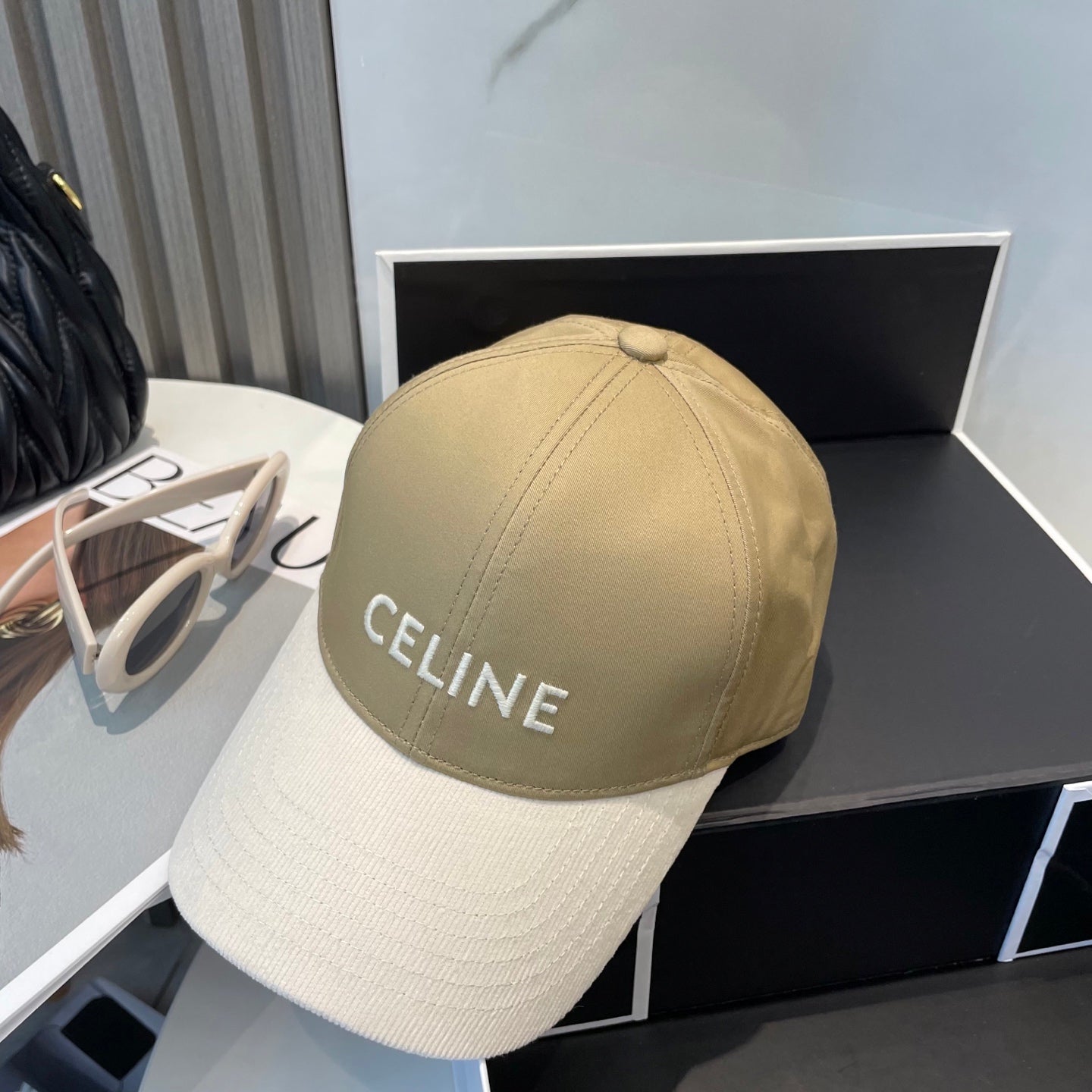 Fashion CER letter baseball cap