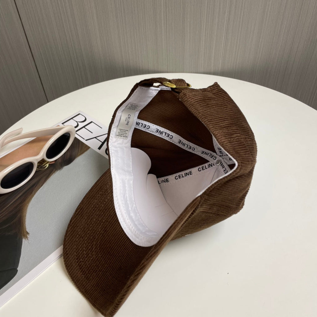 Fashionable CE letter baseball cap