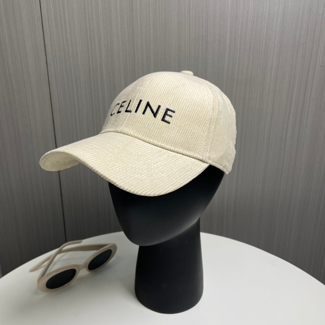 Fashionable CE letter baseball cap