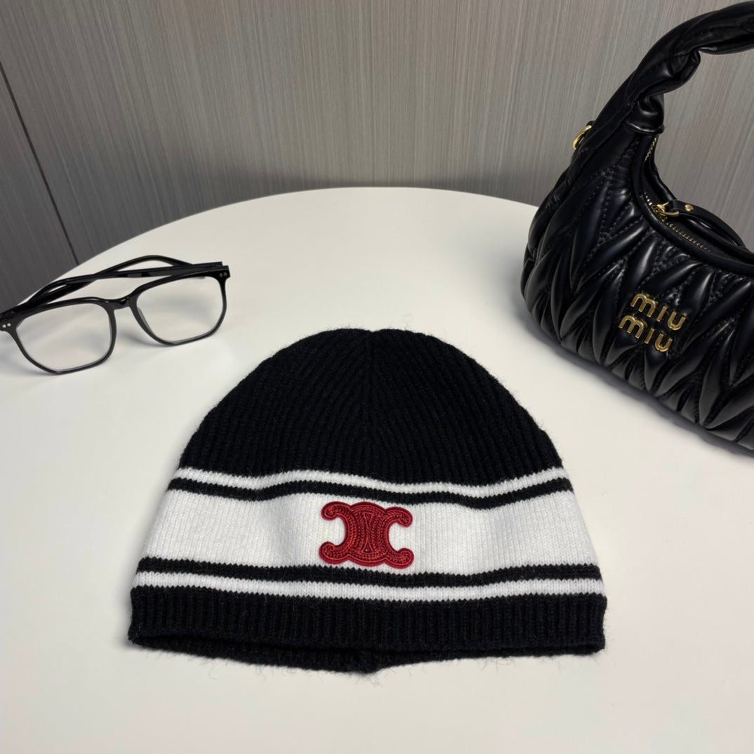 Fashion CE letter knitted hat