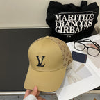 Fashionable four-leaf clover baseball cap