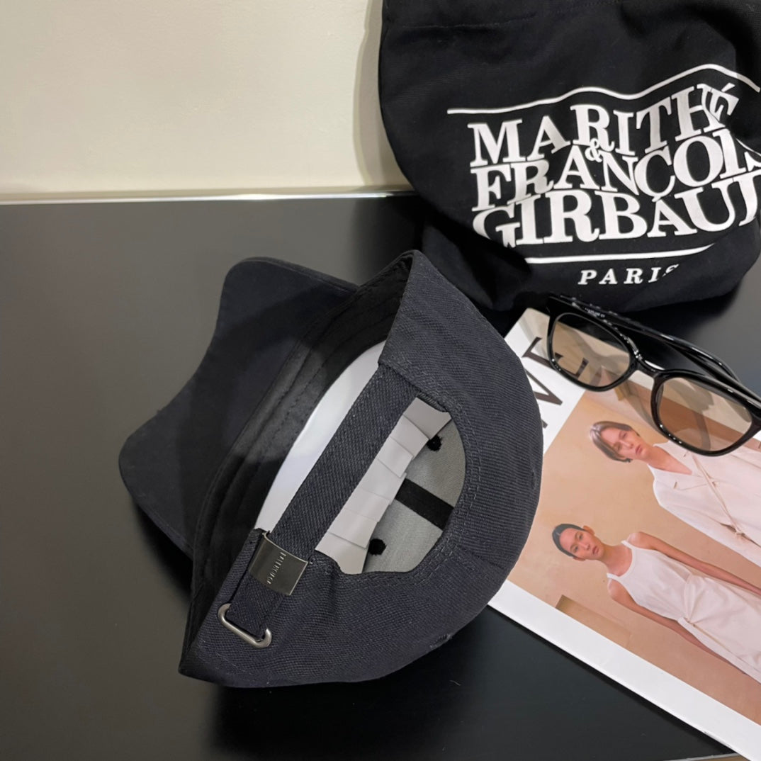 Fashion BAL letter baseball cap