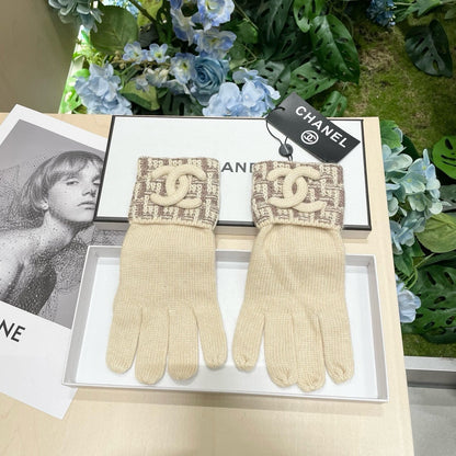 Fashion CC letter gloves