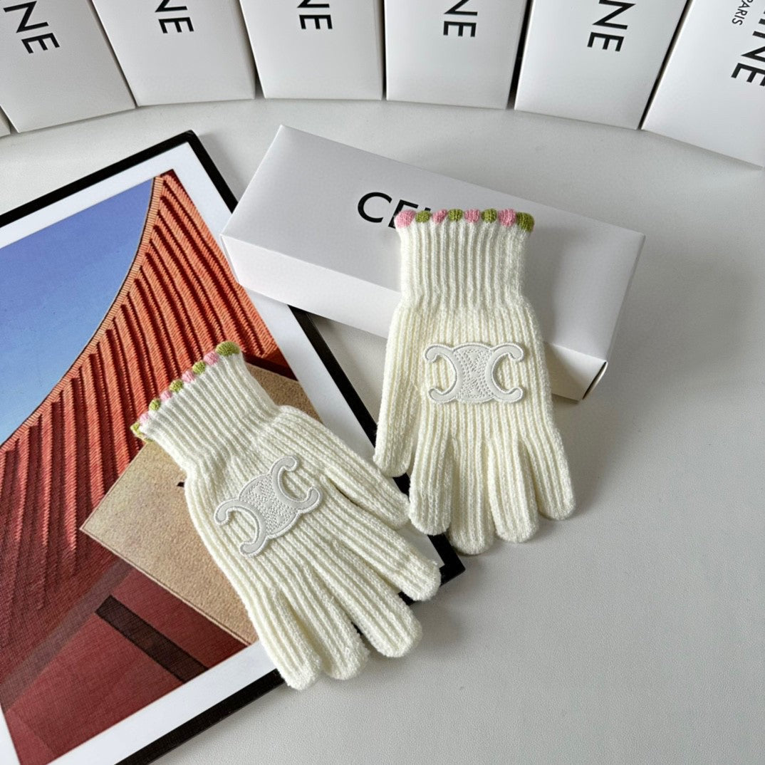 Fashion CEL letter gloves