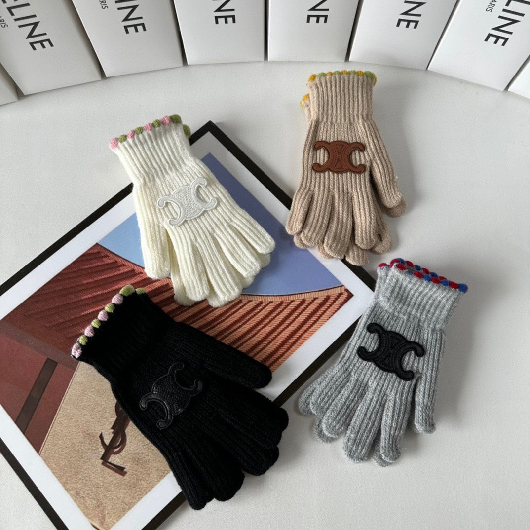 Fashion CEL letter gloves