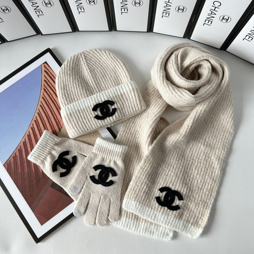 Fashion CC letter gloves hat scarf